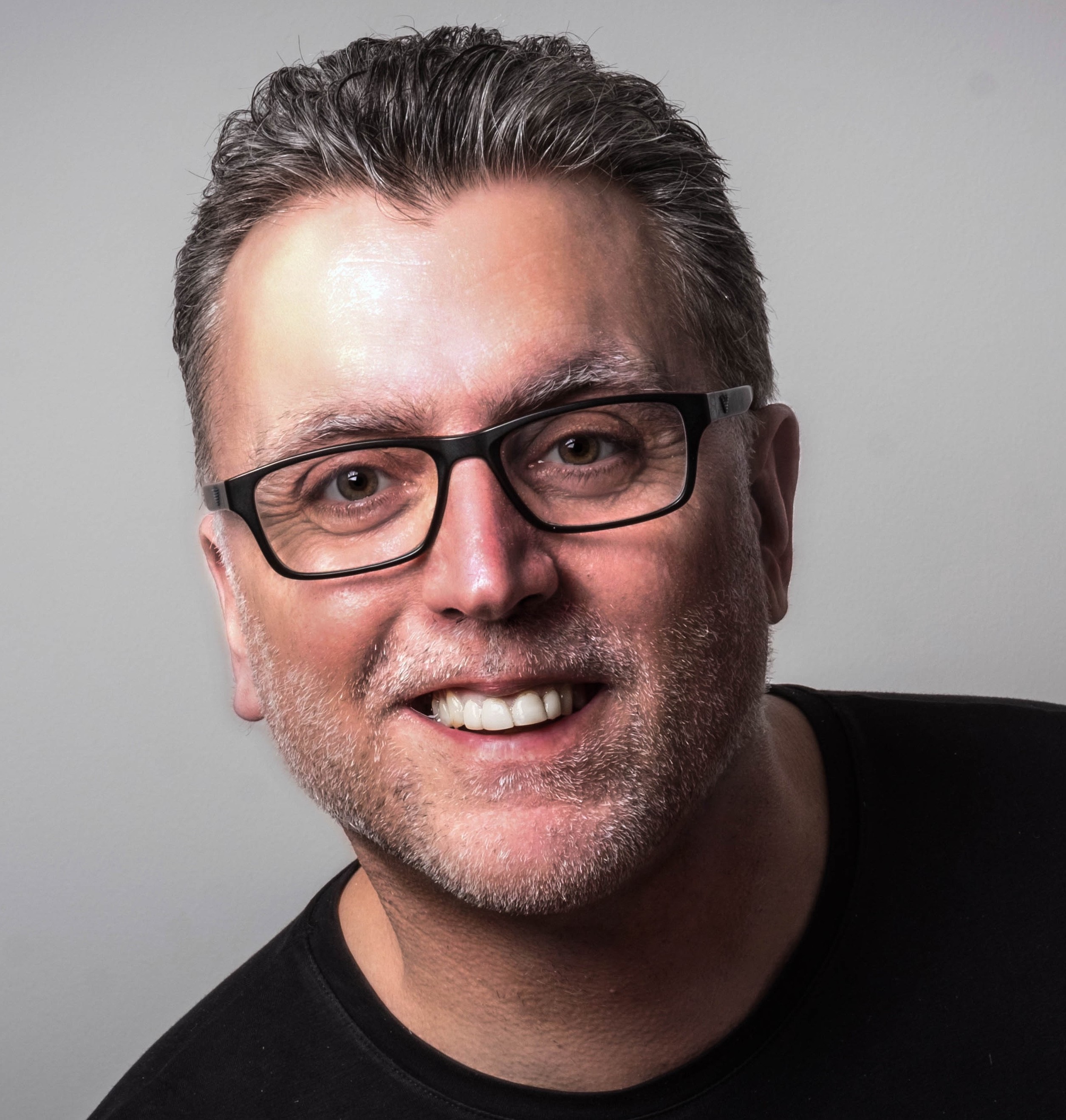 ringwood, hampshire, comedy, mike gunn, the barn, coastal comedy, standup, comedian, standup,