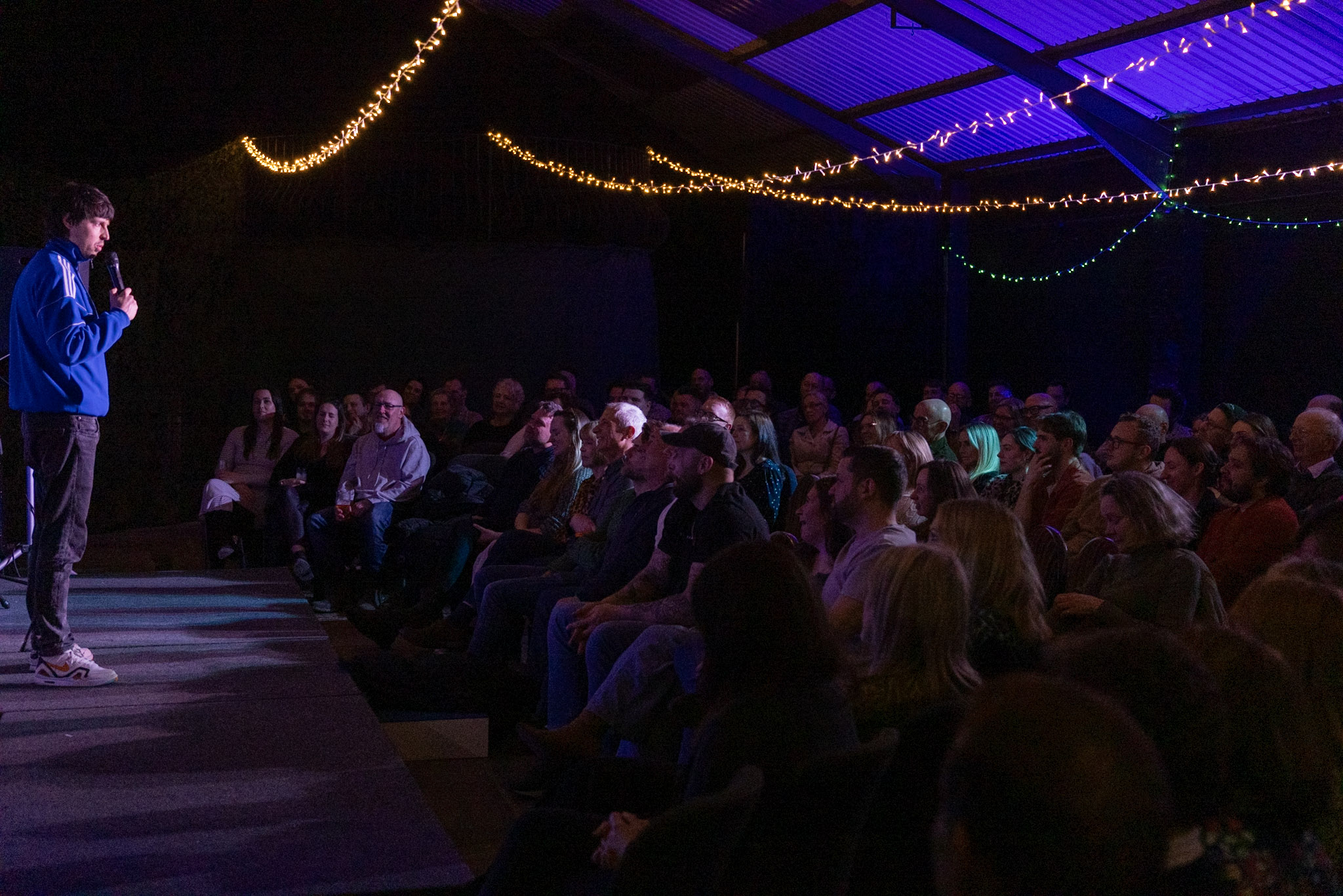 intimate gig, coastal comedy, show, comedy, standup, live, entertainment, 