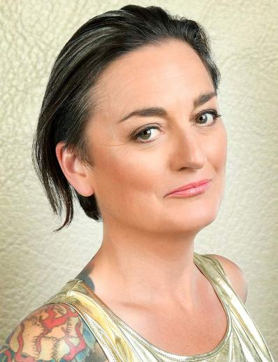 coastal comedy, zoe lyons, show, gig, standup, comedian, bournemouth comedy club, 